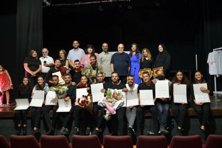 أكاديمية فرينج الناصرة تحتفل بتخريج الفوج الثاني من طلابها وعرض مسرحيتهم الأولى